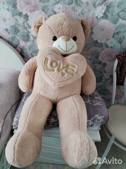 Плюшевый медведь