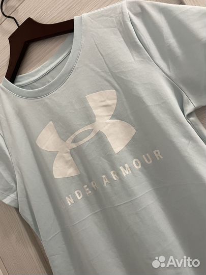 Женская футболка Under Armour S Оригинал