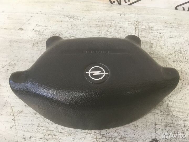 Подушка безопасности в руль Опель Вектра Б