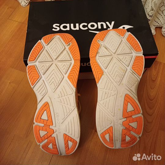 Кроссовки Saucony Guide 17