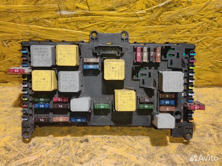 Блок предохранителей Mercedes Viano W639 OM 646