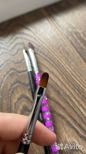 Кисти для маникюра