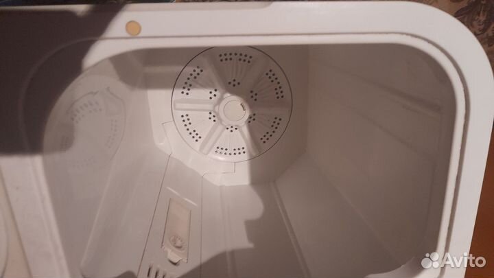 Стиральная машина с отжимом полуавтомат