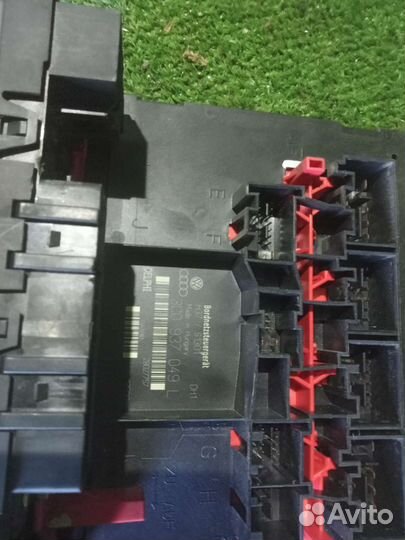 Блок бортовой сети Volkswagen Passat b6