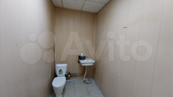 Помещение под магазин, 78.5 м²