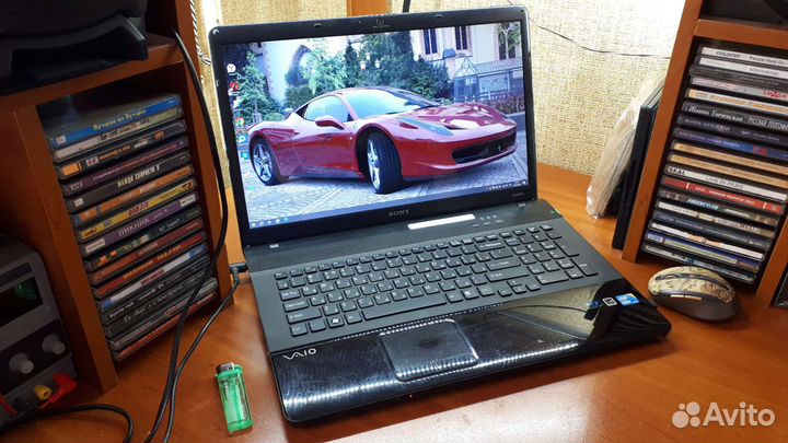 Ноутбук Sony vaio (Экран 17,3 дюйма)