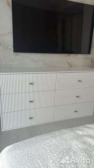 Комод в Эмали