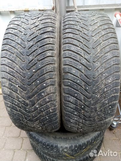 Nokian Tyres Hakkapeliitta 8 225/55 R17 97T