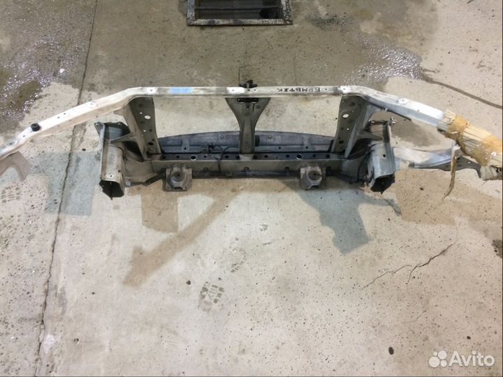 Передняя панель Субару Легаси Аутбек 06/09