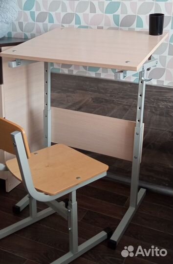 Стол конторка