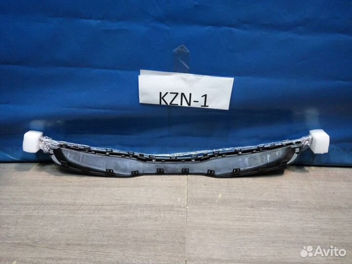 Решетка радиатора Kia Rio 2017-2020