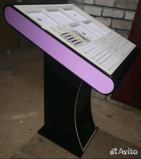 Кафедра (тумба)