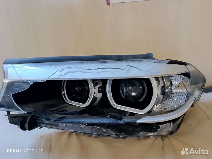 Фара левая на BMW 5 g30