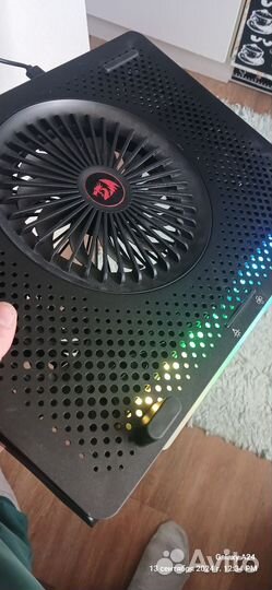 Подставка с охлаждением для ноутбука новая