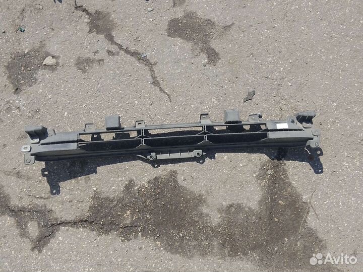 Решетка переднего бампера Kia Seltos