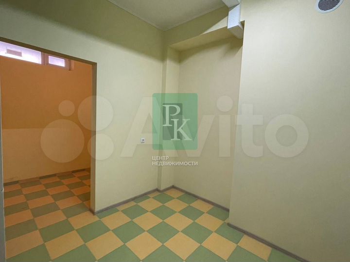 Помещение 17 м2 с отдельным входом на Челнокова