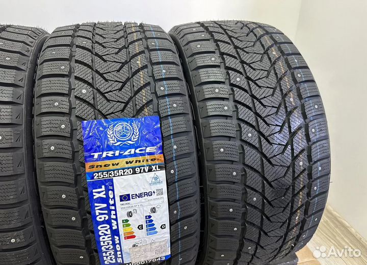 Tri Ace Snow White II 255/35 R20 60J