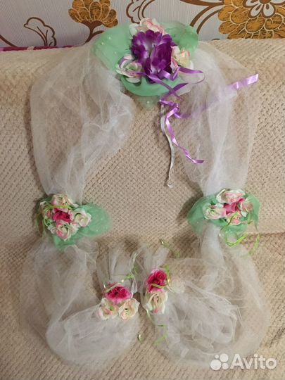 Свадебное украшение на машину