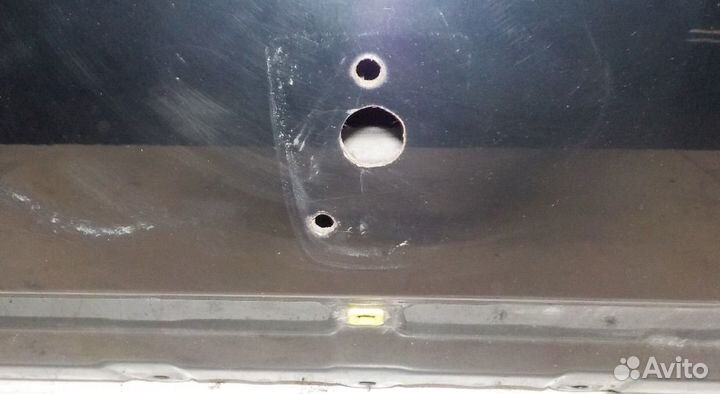 Капот Toyota Tundra 2008-2013