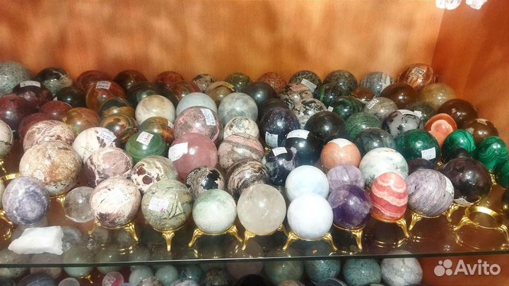 Камни и минералы коллекционные, услуги распиловки