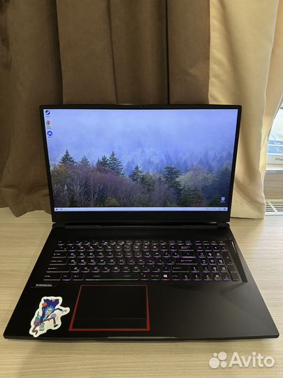 Игровой ноутбук MSI (i7, rtx2070)