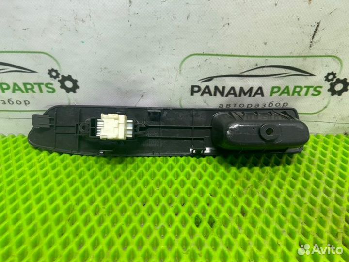 Накладка кнопок стеклоподъёмников левая Subaru