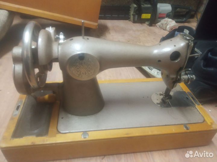 Швейная машина Подольск