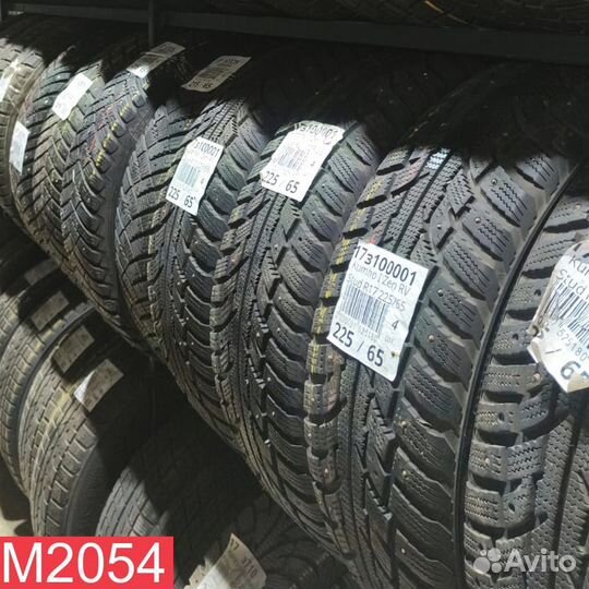 Zeta Antarctica Sport 215/65 R17 98L