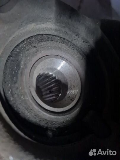 Кулак в сборе со ступицей передний правый Peugeot