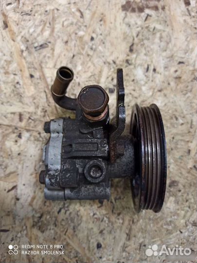 Насос гур Ниссан альмера n15 1.6