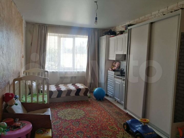 2-к. квартира, 63 м², 1/3 эт.