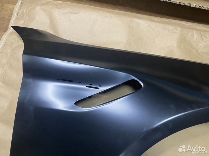 Крыло правое для BMW M5 F90 оригинал новое