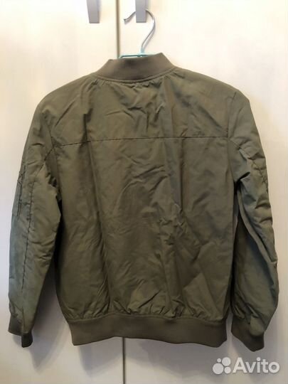 Бомбер для мальчика 140 H&M