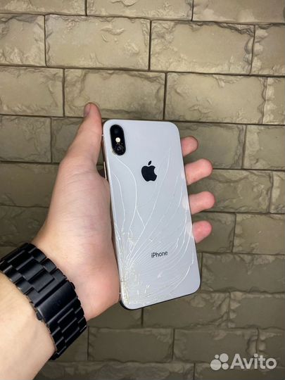 iPhone X, 64 ГБ