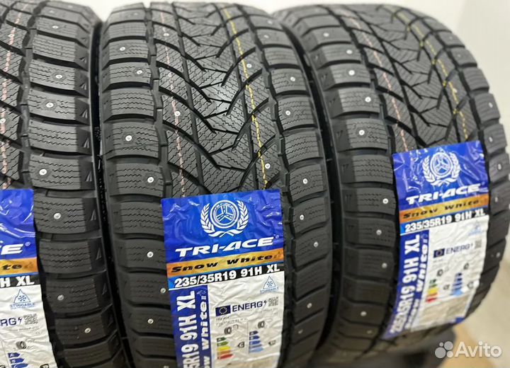 Tri Ace Snow White II 235/35 R19 48H