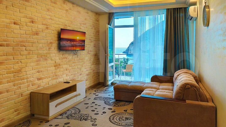 1-к. квартира, 53,3 м², 7/13 эт.