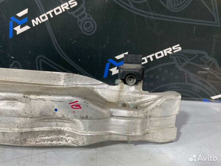 Усилитель бампера передний Audi A6 Allroad C6 AUK