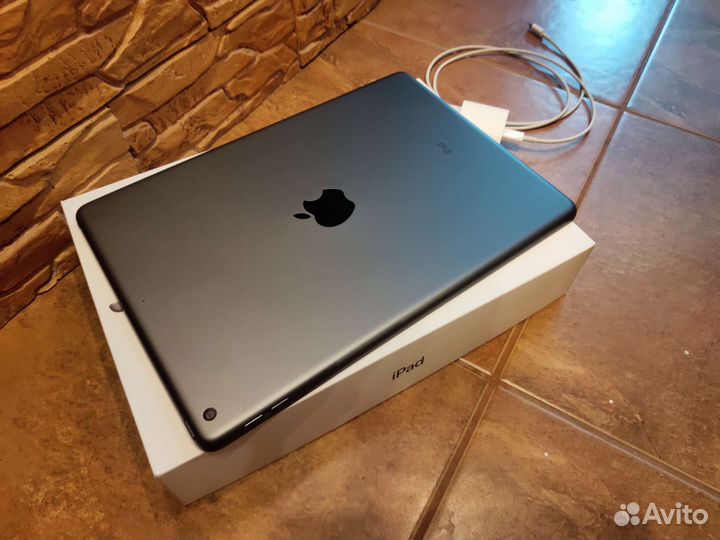 iPad 8 поколения 32гб