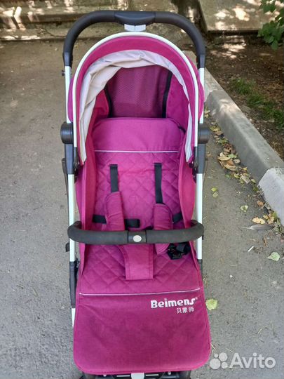 Прогулочная коляска в хорошем состянии