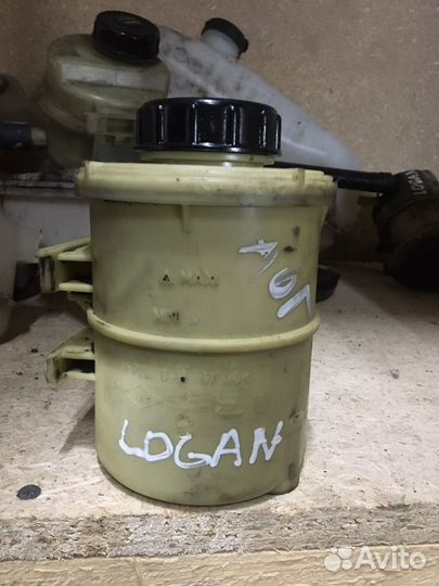Бачок гур Рено Логан