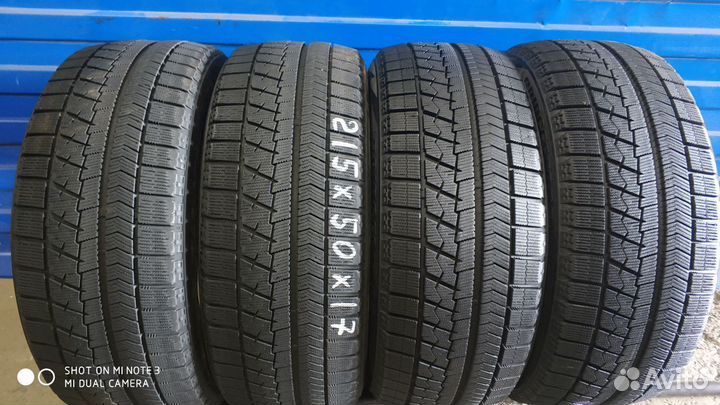Bridgestone Blizzak VRX 215/50 R17 100Q