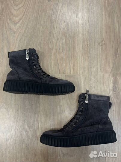 Ботинки женские демисезонные 38 размер