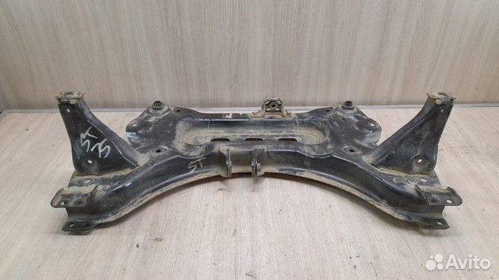 Подрамник задний задний Toyota Rav4 Xa30 XA30