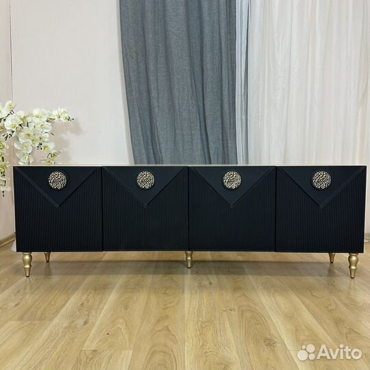 Тумба под телевизор новая