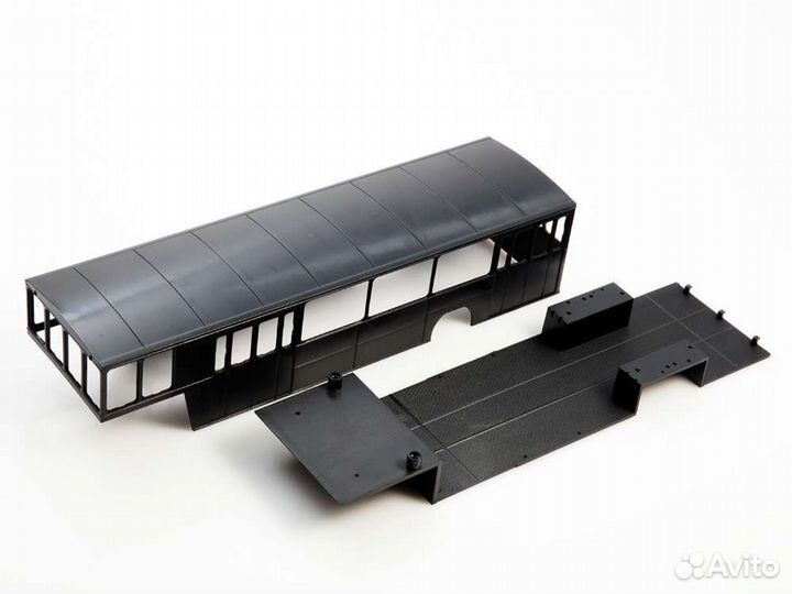 Сборная модель ЗИЛ-130В1 с п/п аппа-4 7076AVD