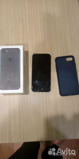 iPhone 7, 128 ГБ