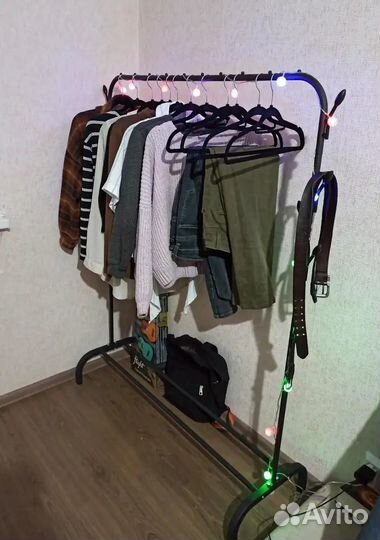 Вешалка напольная размер 1.5х1