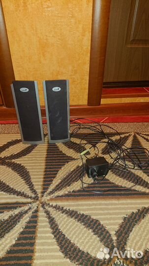 Компьютерные колонки genius