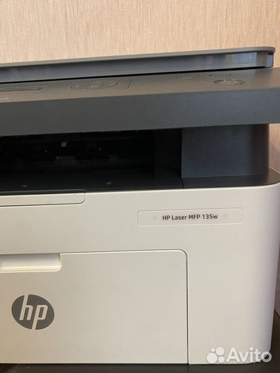 Принтер лазерный мфу hp laserJet 135w