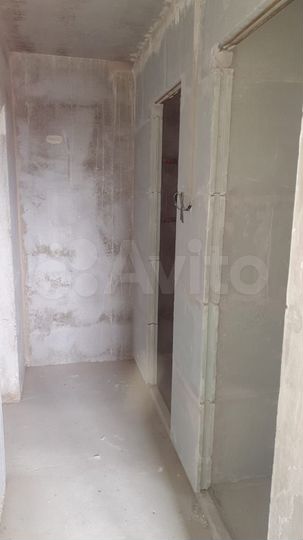 1-к. квартира, 42 м², 8/17 эт.